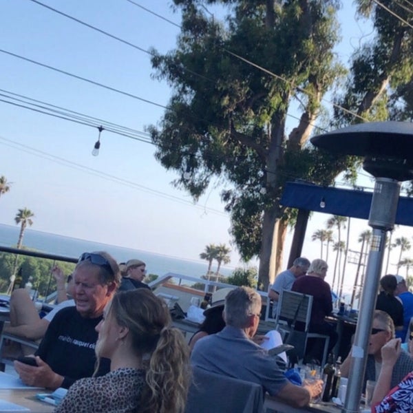 Das Foto wurde bei Spruzzo Restaurant &amp; Bar von Noufy am 7/6/2019 aufgenommen