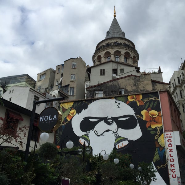 Foto diambil di Nola Restaurant Istanbul oleh Habibe T. pada 9/13/2015