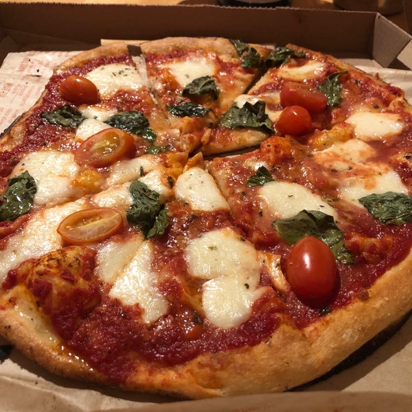 Blaze Pizza Pizzeria in Stonestown