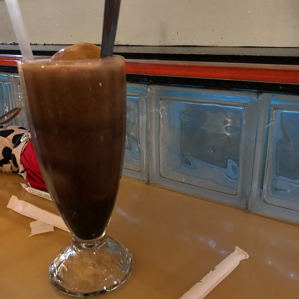 Photo taken at The Ice Cream Bar Soda Fountain by Kent on 1/19/2023