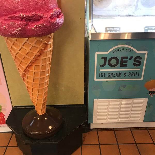 Photo taken at Joe&#39;s Ice Cream by Kent on 5/14/2020