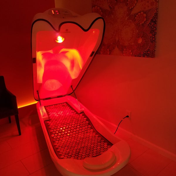 SaunaBar has the best infrared saunas in LA. The pods have both far and near for detox.