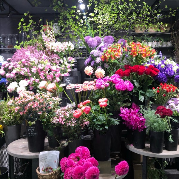 青山フラワーマーケット 錦糸町の生花店 青山フラワーマーケット 錦糸町の生花店