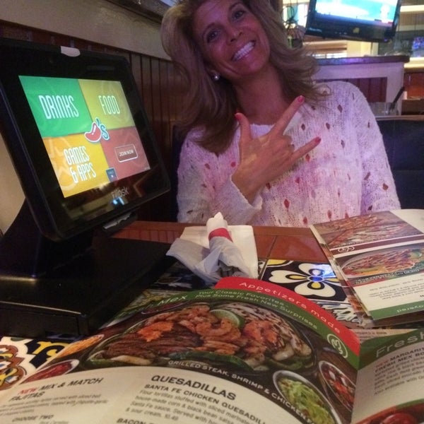 Photo taken at Chili&#39;s Grill &amp; Bar by Payten R. on 6/17/2014