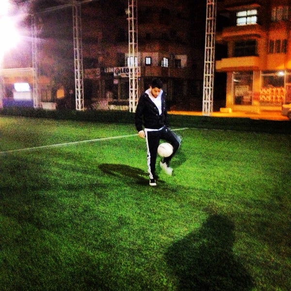 star hali saha adana adana da fotograflar