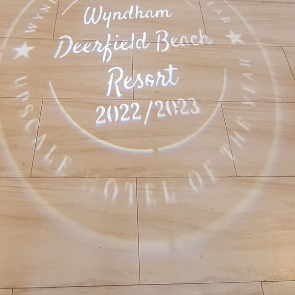 รูปภาพถ่ายที่ Wyndham Deerfield Beach Resort โดย Rachel L. เมื่อ 2/26/2024