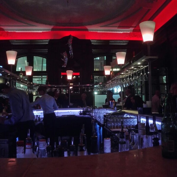 10/9/2013에 Fabio P.님이 Catch Champagne Bar &amp; Lounge에서 찍은 사진