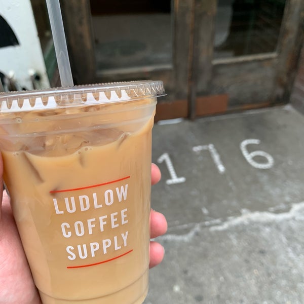 Das Foto wurde bei Ludlow Coffee Supply von Carter C. am 1/23/2019 aufgenommen