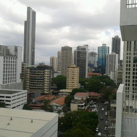 Photo taken at Hotel El Ejecutivo Panamá by Dani L. on 2/6/2013