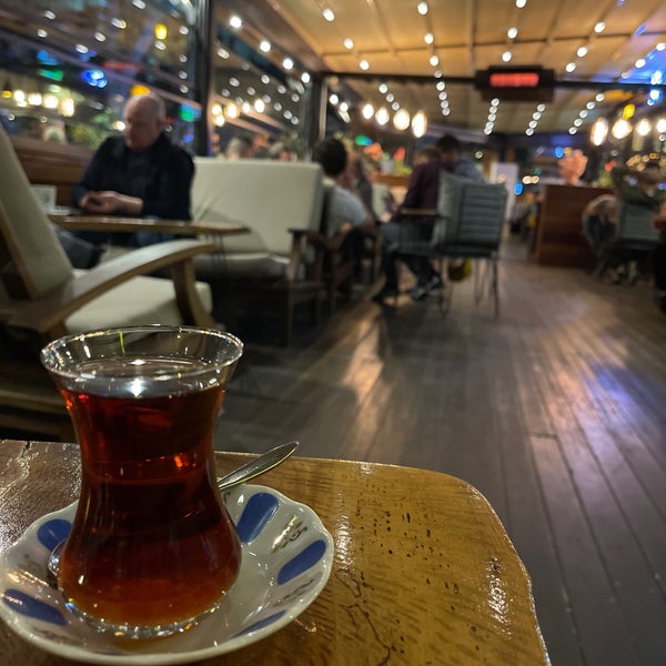 Photo taken at Robert&#39;s Coffee by Mişha M. on 11/30/2021
