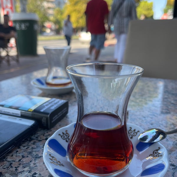 Photo taken at Robert&#39;s Coffee by Mişha M. on 10/10/2021