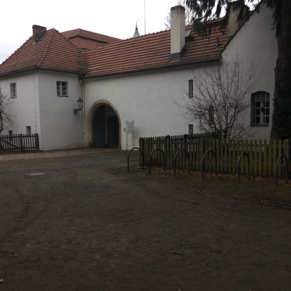 รูปภาพถ่ายที่ Jagdschloss Grunewald โดย Emrah S. เมื่อ 12/25/2017
