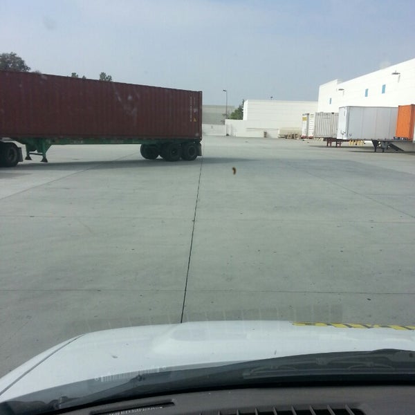 Pier One Imports Distribution Center Ontario, CA
