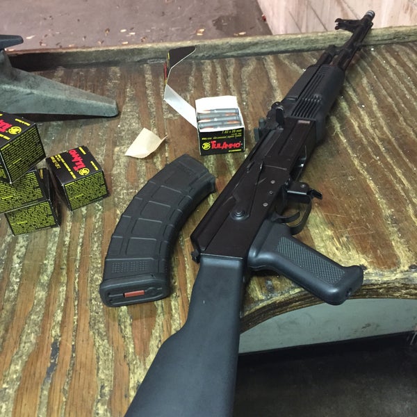 Red's Indoor Range Gun Range in Pflugerville