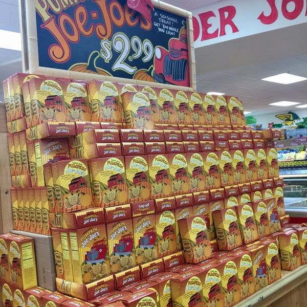 Trader Joe's Grocery Store in Grosse Pointe