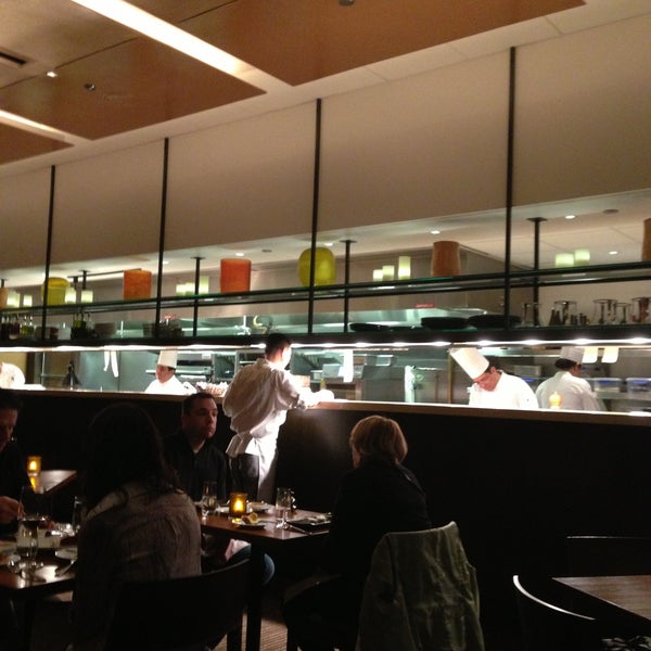 4/21/2013にAnthonyがStetson&#39;s Modern Steak + Sushiで撮った写真