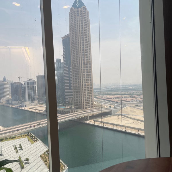 Al Manara Tower - 2 tips