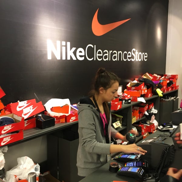 nike outlet 2017