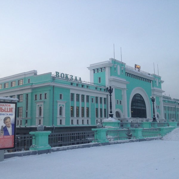Семей железная дорога. Станция Новосибирск-главный, Новосибирск. Вокзал Новосибирск главный. Вокзал Новосибирск зима 2024. ЖД вокзал Новосибирск главный зимой.