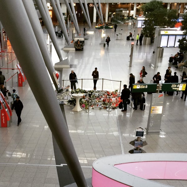 4/6/2015에 CookMal님이 뒤셀도르프 국제공항 (DUS)에서 찍은 사진