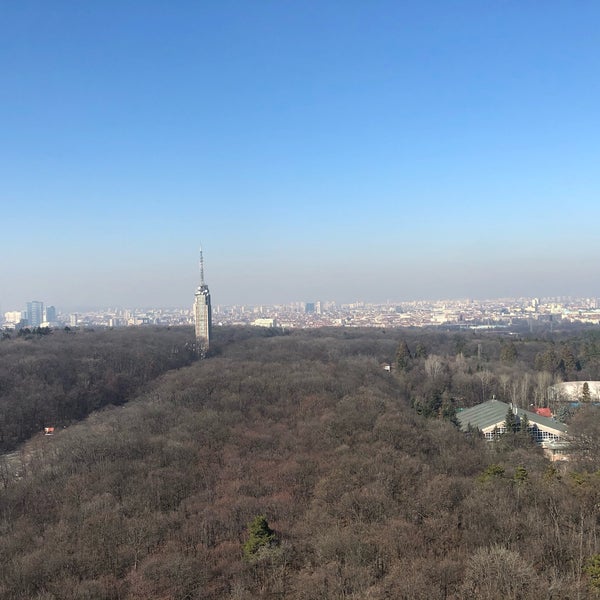 2/17/2020 tarihinde Zoran N.ziyaretçi tarafından Парк-хотел Москва (Park-hotel Moskva)'de çekilen fotoğraf