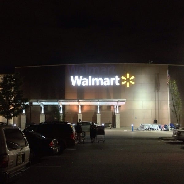 Photos at Walmart Supercenter Big Box Store in Secaucus