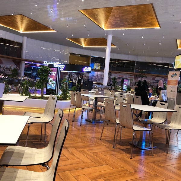 Hayat Mall حياة مول Shopping Mall in الملك فهد