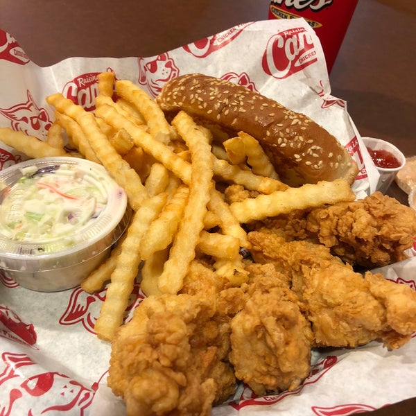 Photo taken at Raising Cane&#39;s Chicken Fingers by Kevin S. on 9/24/2018