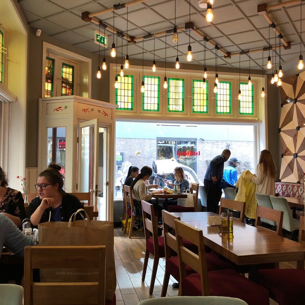 4/8/2018 tarihinde Eng. Fahad Al-Shammeri .ziyaretçi tarafından Istanbul Restaurant Halal'de çekilen fotoğraf