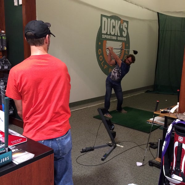 DICK'S Sporting Goods Sporting Goods Retail in Downtown Manhattan