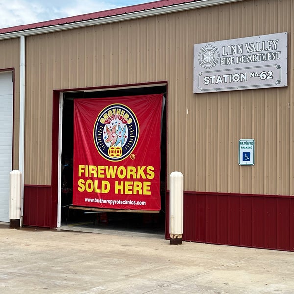 Linn Valley Lakes Lake in Linn
