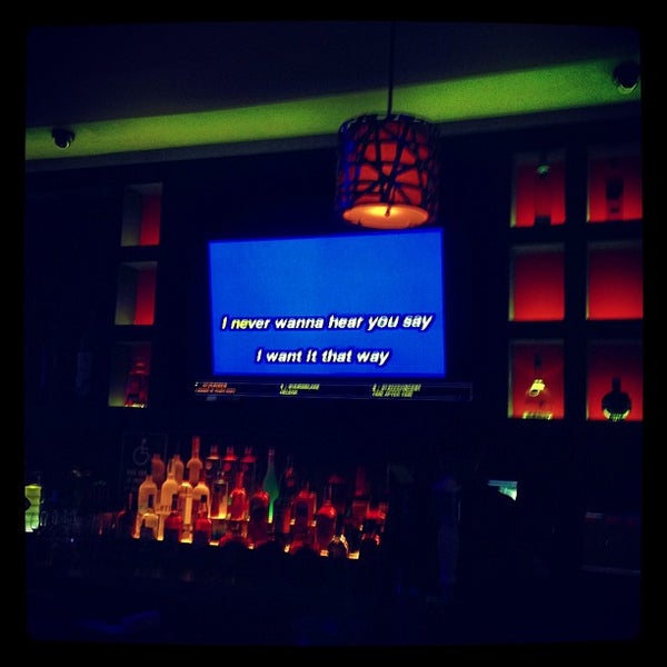 Снимок сделан в Sing Sing Karaoke - Miami Beach пользователем Vincent A. 11/24/2012