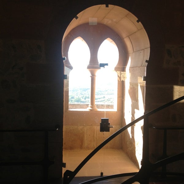 Das Foto wurde bei Castillo de Monzón von Andreu S. am 8/21/2013 aufgenommen