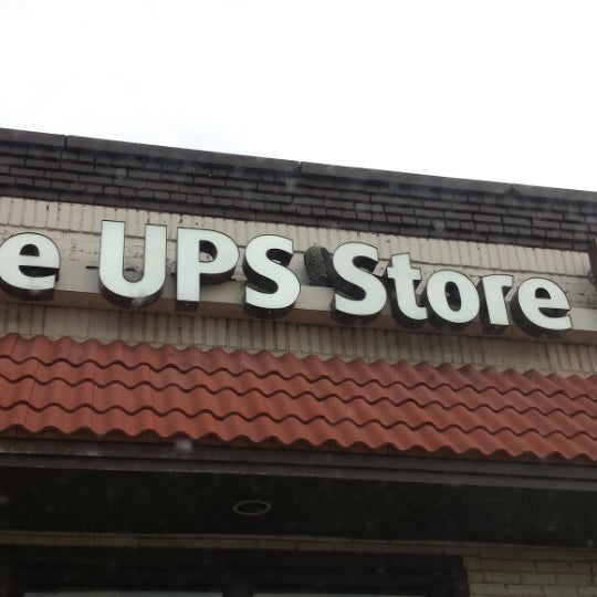 The UPS Store 4 NE 10th St