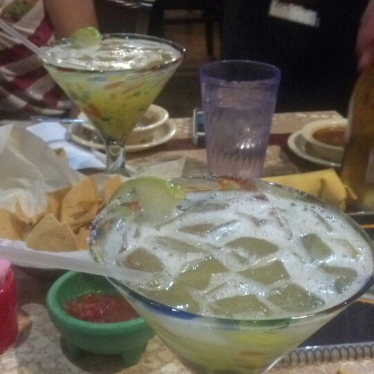 9/21/2013 tarihinde Mike M.ziyaretçi tarafından El Chaparral Mexican Restaurant'de çekilen fotoğraf