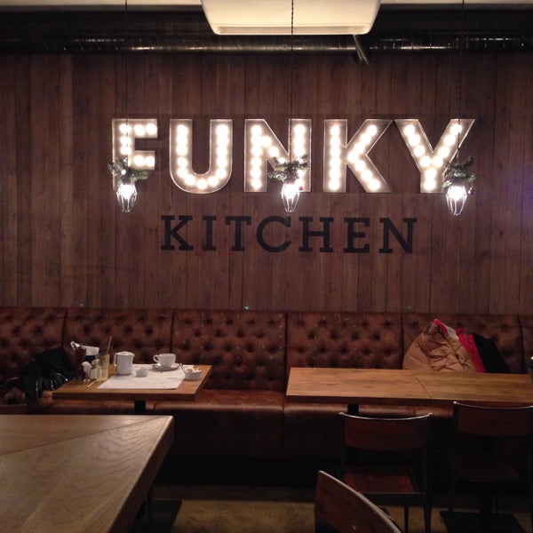 Foto tirada no(a) Funky Kitchen por Вероника С. em 12/11/2014