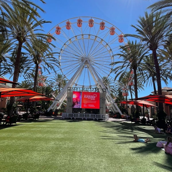 Foto scattata a Irvine Spectrum Center da Dina il 7/14/2023