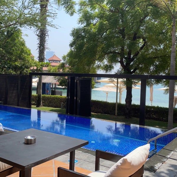 รูปภาพถ่ายที่ Anantara The Palm Dubai Resort โดย Sara เมื่อ 7/3/2023