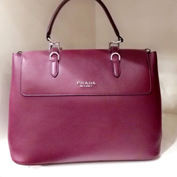 Photos At Cintas Canta Accessories Store