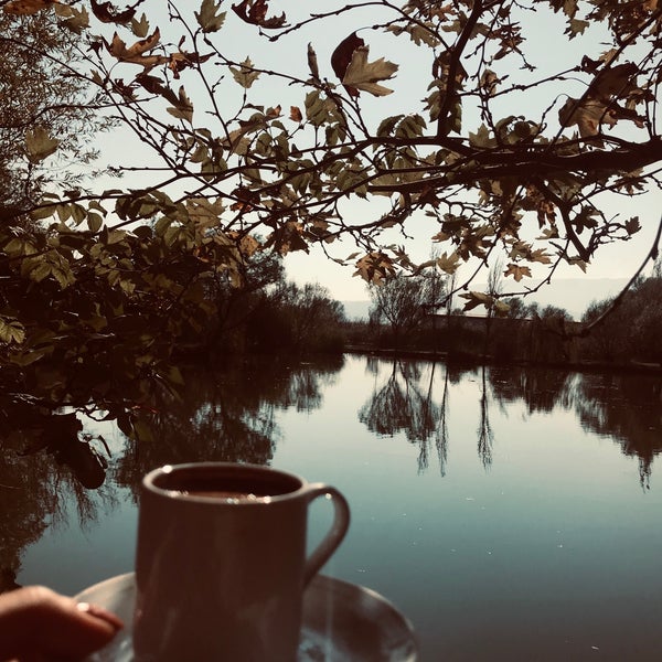 Foto scattata a Arif Abi&#39;nin Yeri da Hediye Ç. il 11/3/2019