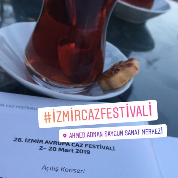 Foto tomada en Bi Mekan Coffee &amp; Bakery  por Işıl D. el 3/2/2019
