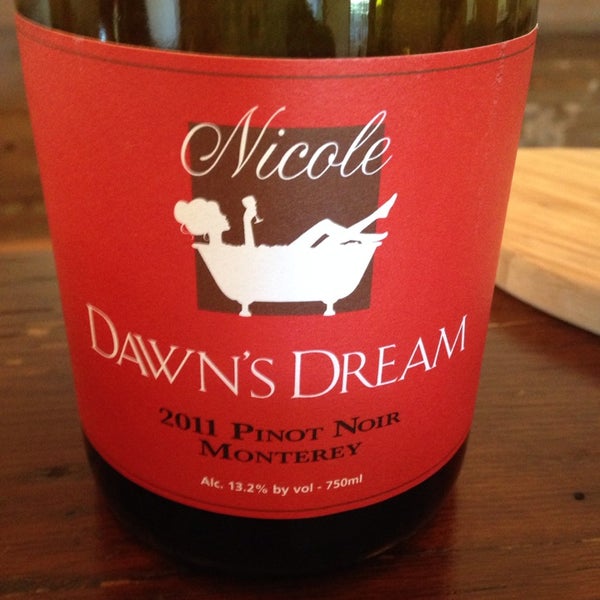 Снимок сделан в Dawn&#39;s Dream Winery пользователем Jen A. 2/23/2014