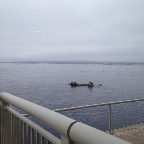 Das Foto wurde bei Cindy&#39;s Waterfront von Jen A. am 4/11/2014 aufgenommen