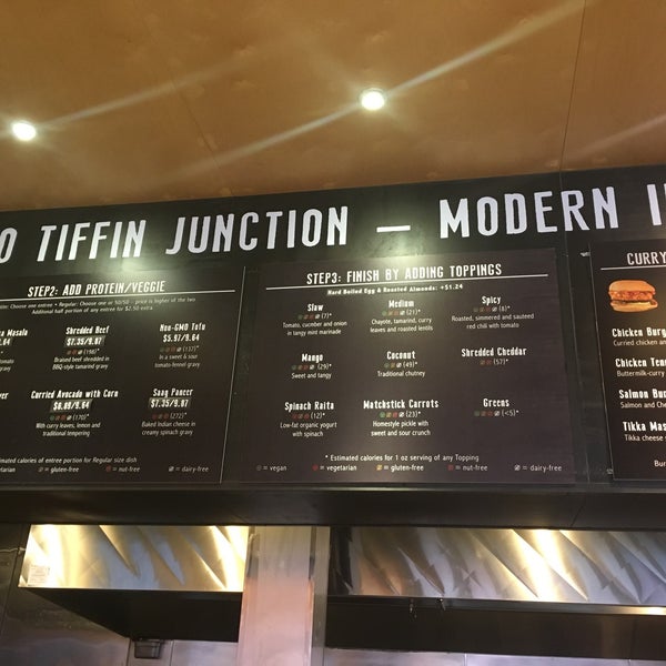 Photo prise au Soho Tiffin Junction – Burgers &amp; Bowls par Swapnil T. le4/25/2018