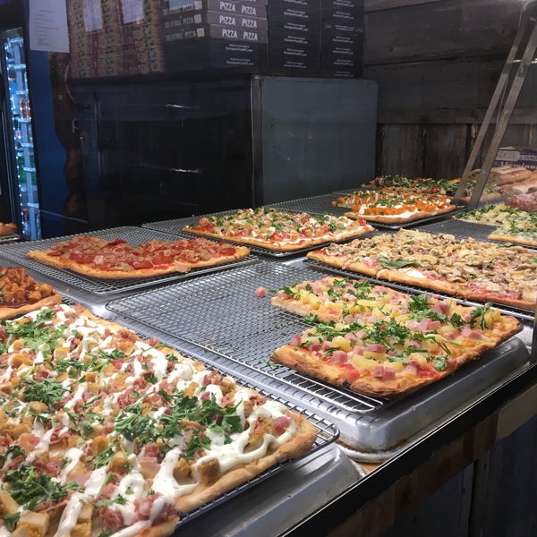 Champion Pizza Union Square'de Pizzacı'da fotoğraflar