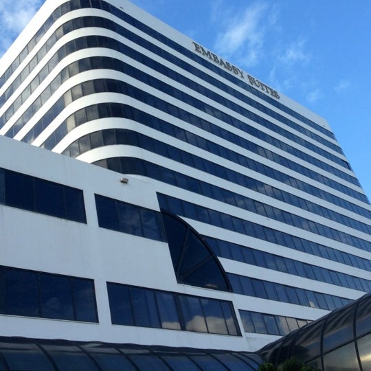 11/12/2012에 Justin G.님이 Embassy Suites by Hilton West Palm Beach Central에서 찍은 사진