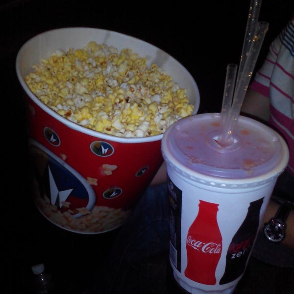 Regal Goldstream & IMAX Fairbanks, AK'da fotoğraflar