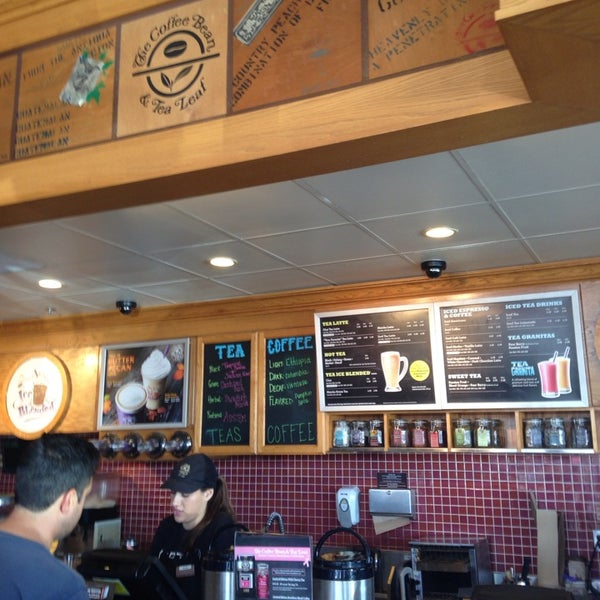 Photo taken at The Coffee Bean &amp; Tea Leaf by Eric S. on 10/9/2014