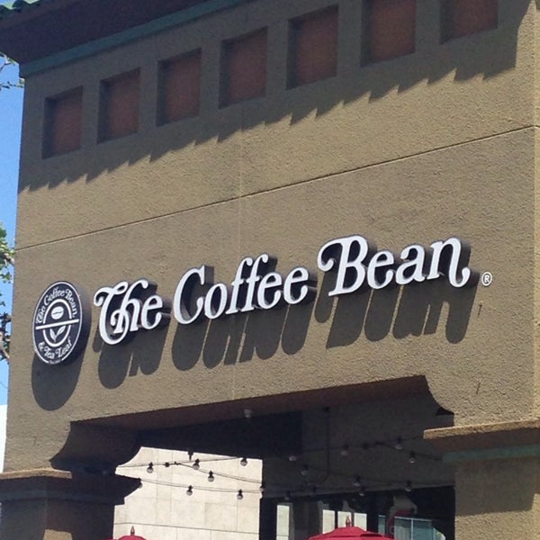 4/26/2014にEric S.がThe Coffee Bean &amp; Tea Leafで撮った写真