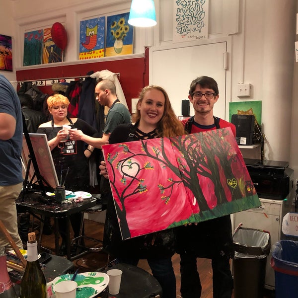 Photo taken at Paint &amp; Sip Studio New York by Zoë T. on 2/15/2019